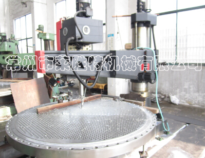 鈦復(fù)合管板加工